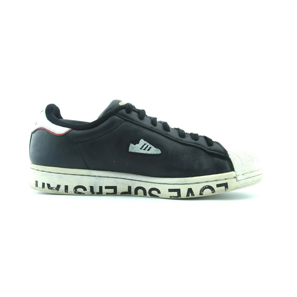 SUPERSTAR