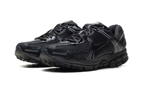 Zoom Vomero 5 WMNS "Black Patent" II6236 001