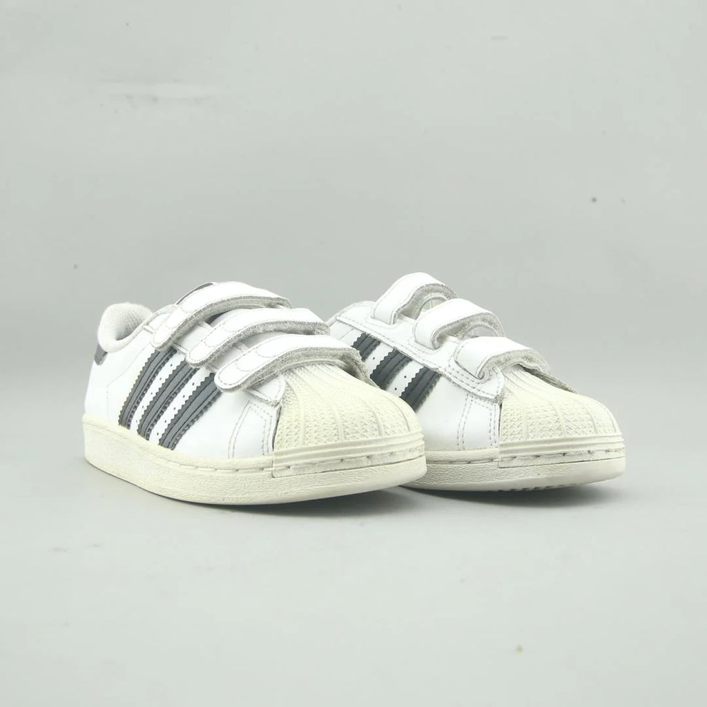 SUPERSTAR