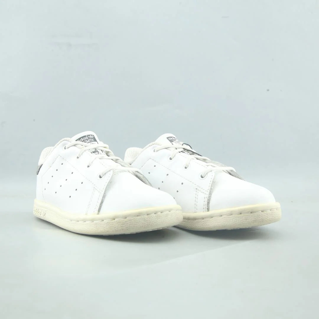 STAN SMITH