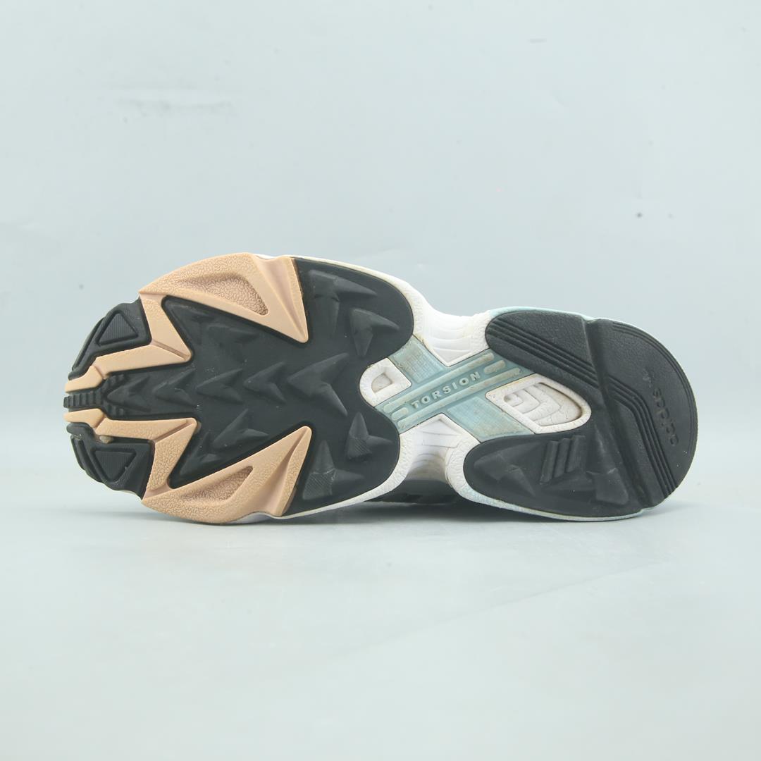 ADIDAS  FALCON 2000